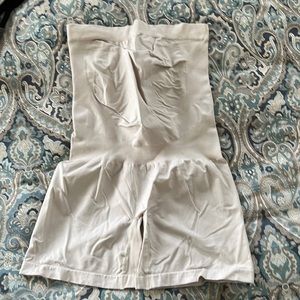 Maternity belly support bike shorts